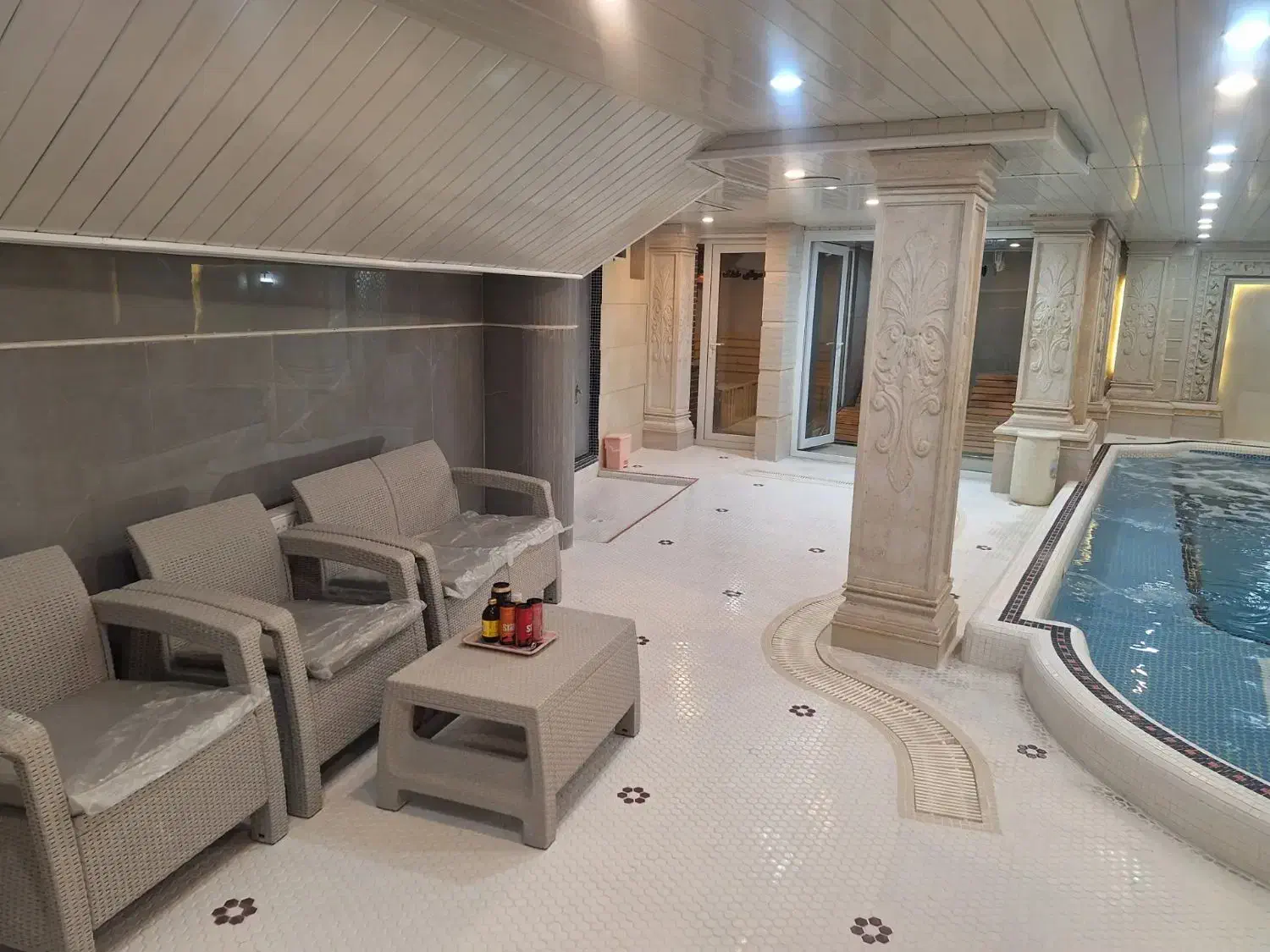 اجاره استخر خانوادگی درسرعین|اجارهٔ کوتاهمدت آپارتمان و سوئیت|سرعین, |دیوار