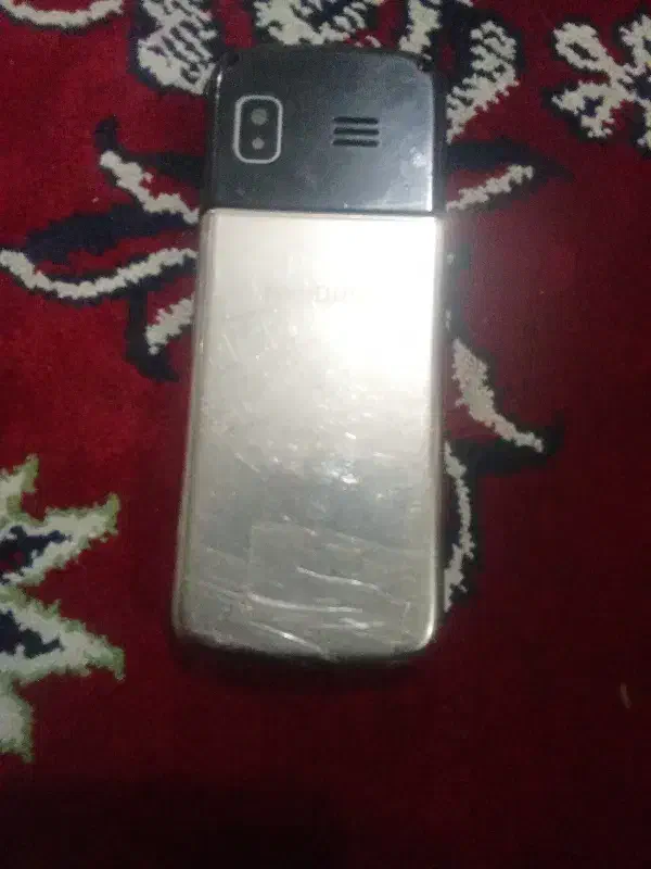 گوشی هیوندای|موبایل|نجف‌آباد, صالح آباد|دیوار