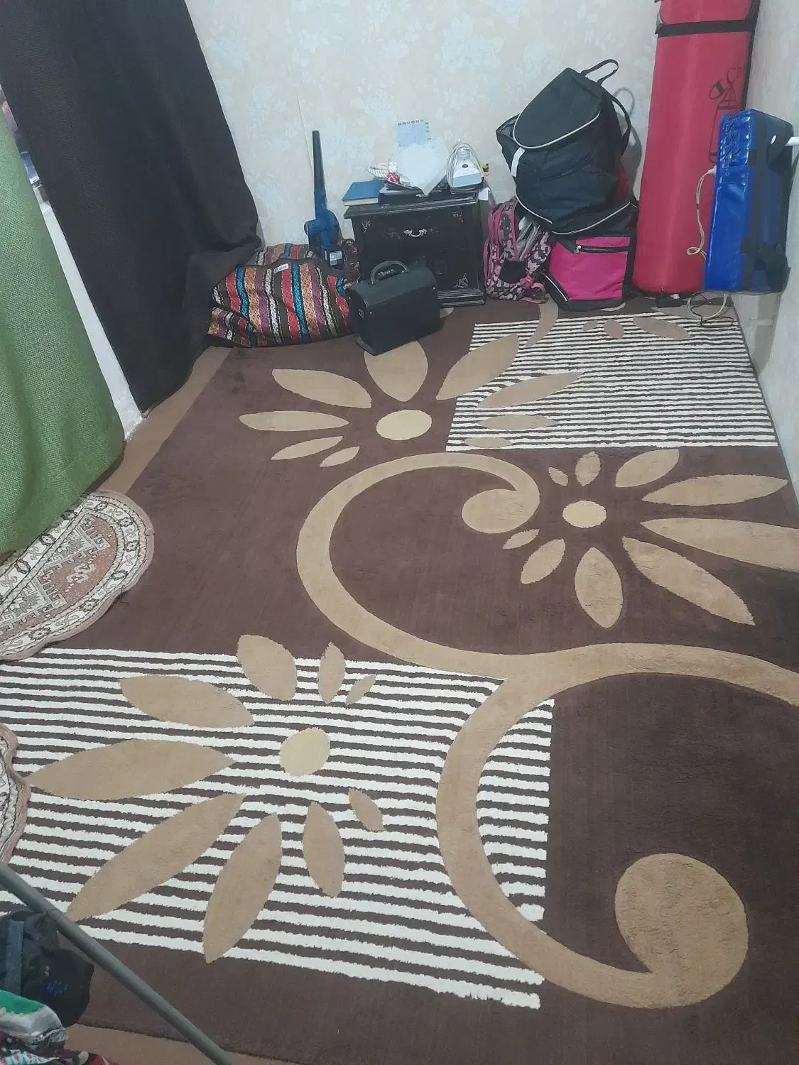 دو عدد فرش|فرش|محمدشهر, محمدشهر|دیوار