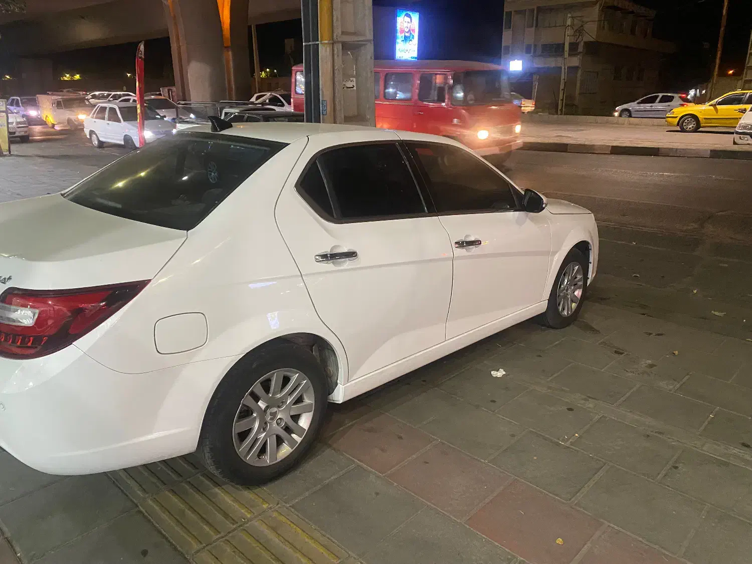 دنا پلاس دنده مدل ۹۹|خودرو سواری و وانت|قزوین, |دیوار