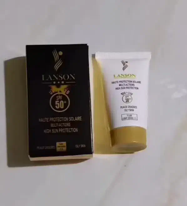 ضدآفتاب رنگی لانسون|آرایشی، بهداشتی، درمانی|رشت, بازار|دیوار