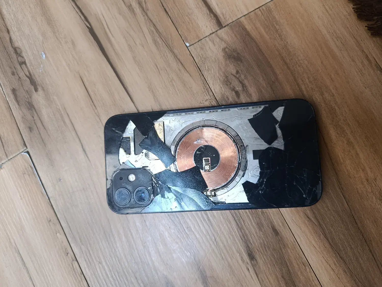 آیفون ۱۲ اوراقی|موبایل|اصفهان, بهارستان|دیوار