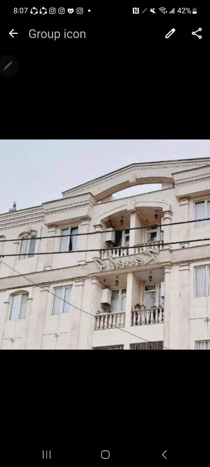 همخانه خانم|اجارهٔ آپارتمان|اندیشه, اندیشه فاز ۱|دیوار