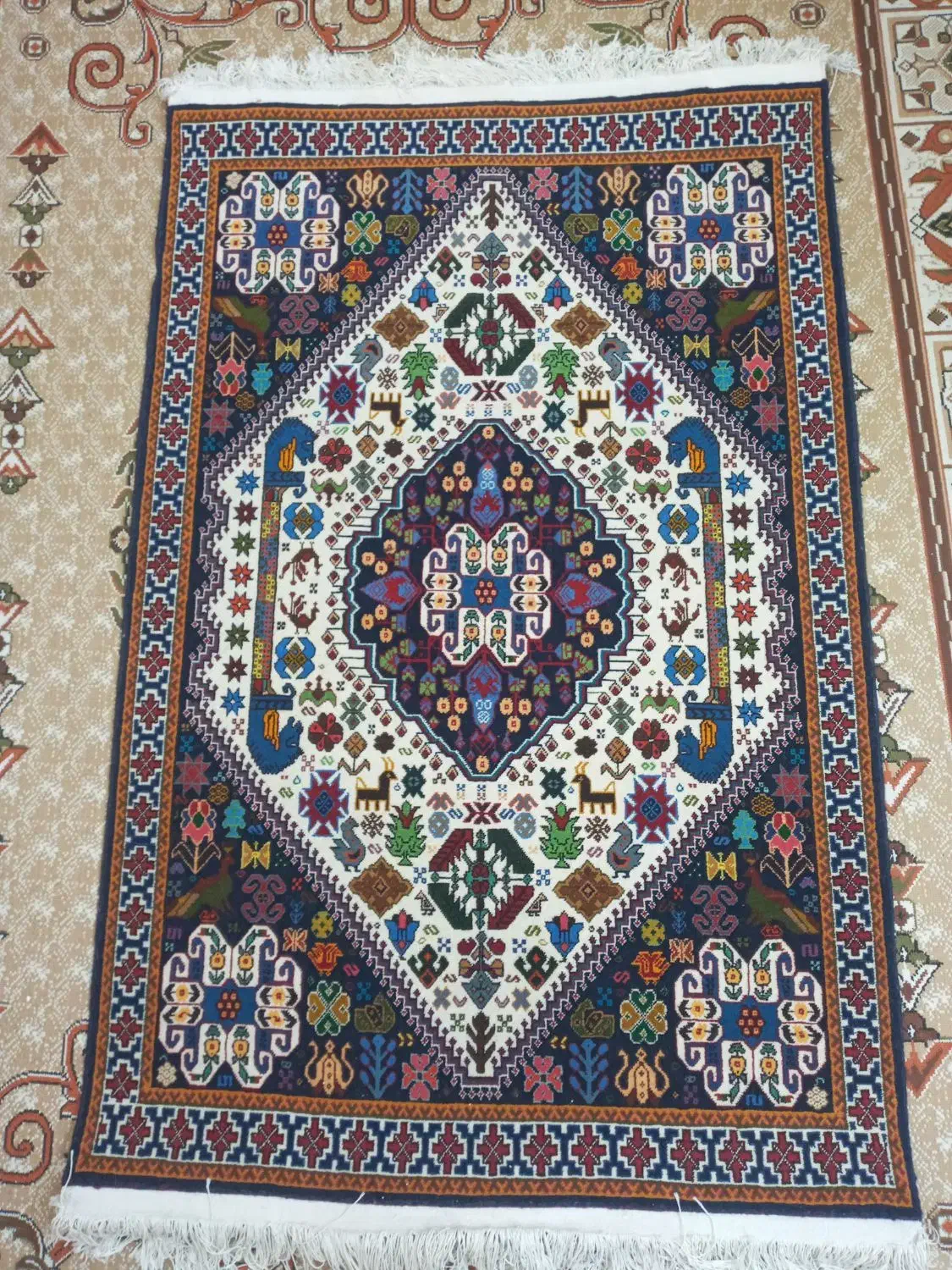 قالی دستباف یک در یک ونیم|فرش|خرم بید, |دیوار