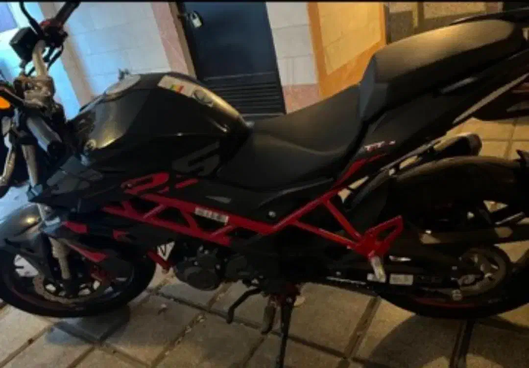 بنلی۲۵۰|موتورسیکلت|تهران, دروازه شمیران|دیوار