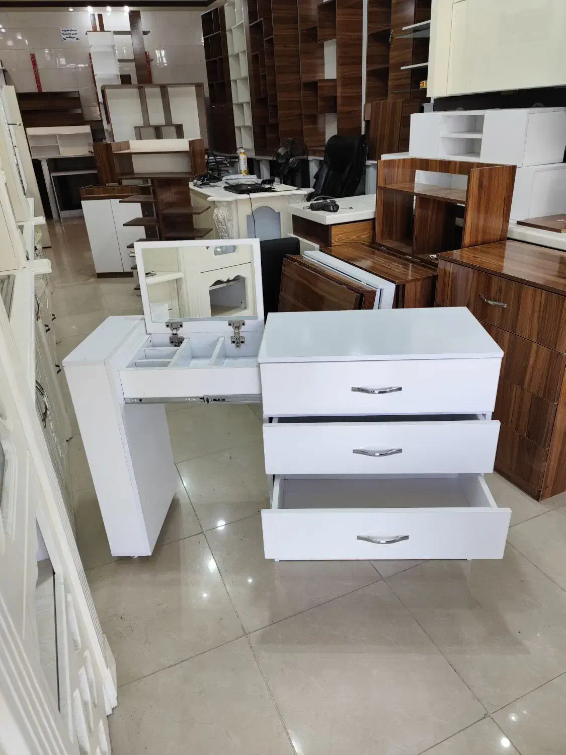 دراو چند کاره طرح شیوا|جاکفشی، کمد، دراور|یزد, |دیوار