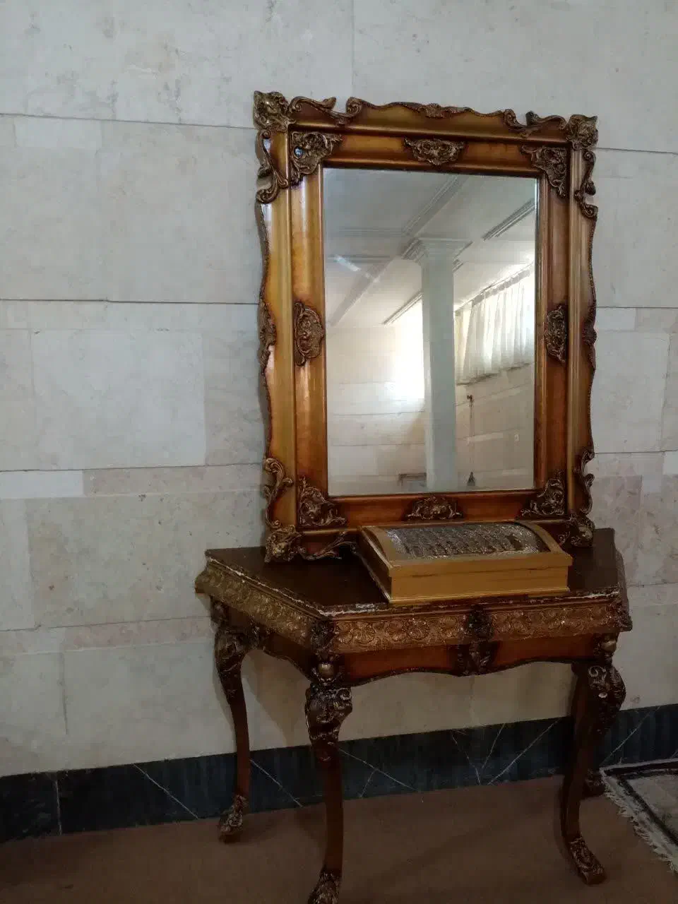 میز آینه|آینه|قم, باجک دو|دیوار