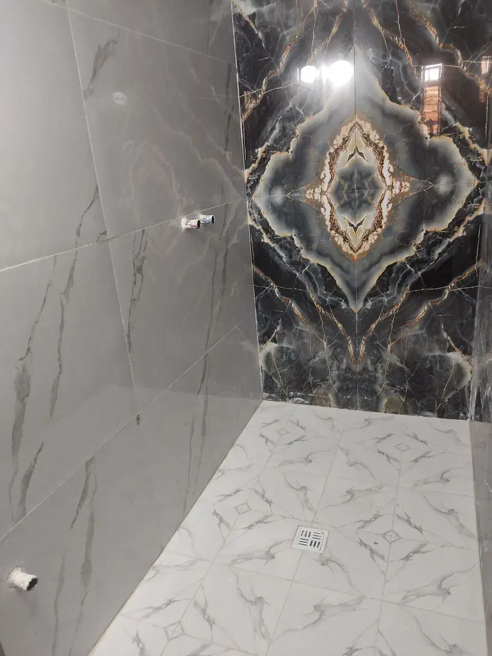 نیازمند شاگر برای کاشی کاری|استخدام معماری، عمران و ساختمانی|زاهدان, |دیوار