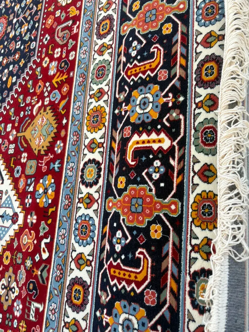 فرش ۱۲ متری نو|فرش|نی‌ریز, |دیوار