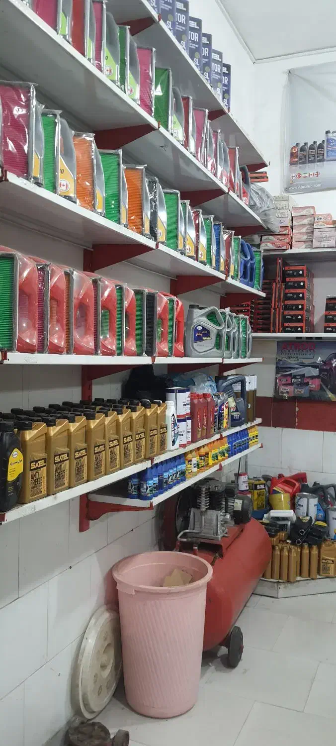 استخدام کارگر ساده در تعویض روغن و کارواش|استخدام خدمات فروشگاه و رستوران|ارومیه, |دیوار