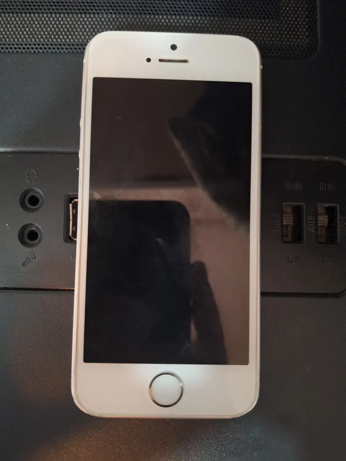 iphone se 2016 نیاز به تعمیر (قفل آیکلود)|موبایل|تهران, مشیریه|دیوار