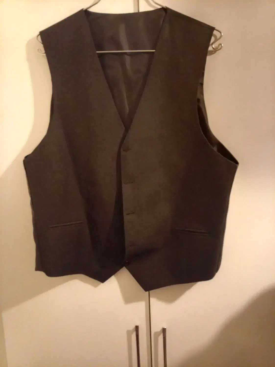 کت و جلقه|لباس|مشهد, عسگریه|دیوار