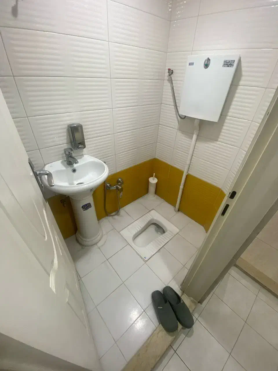 سوئیت هتل آپارتمان ساعتی روزانه ماهانه|اجارهٔ کوتاه‌مدت آپارتمان و سوئیت|تبریز, |دیوار