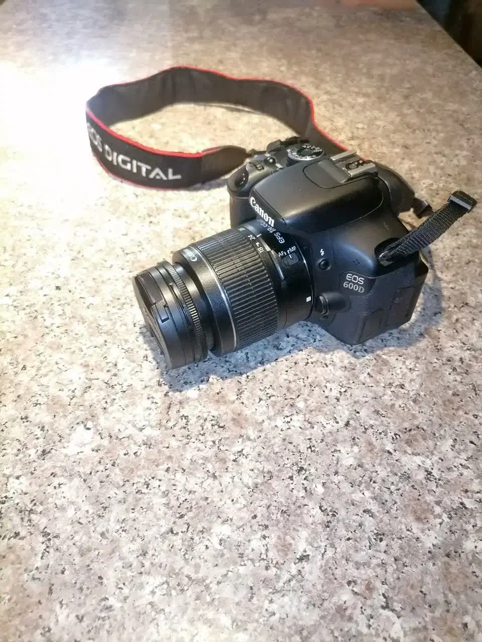 دوربین|دوربین عکاسی و فیلمبرداری|اصفهان, قهجاورستان|دیوار