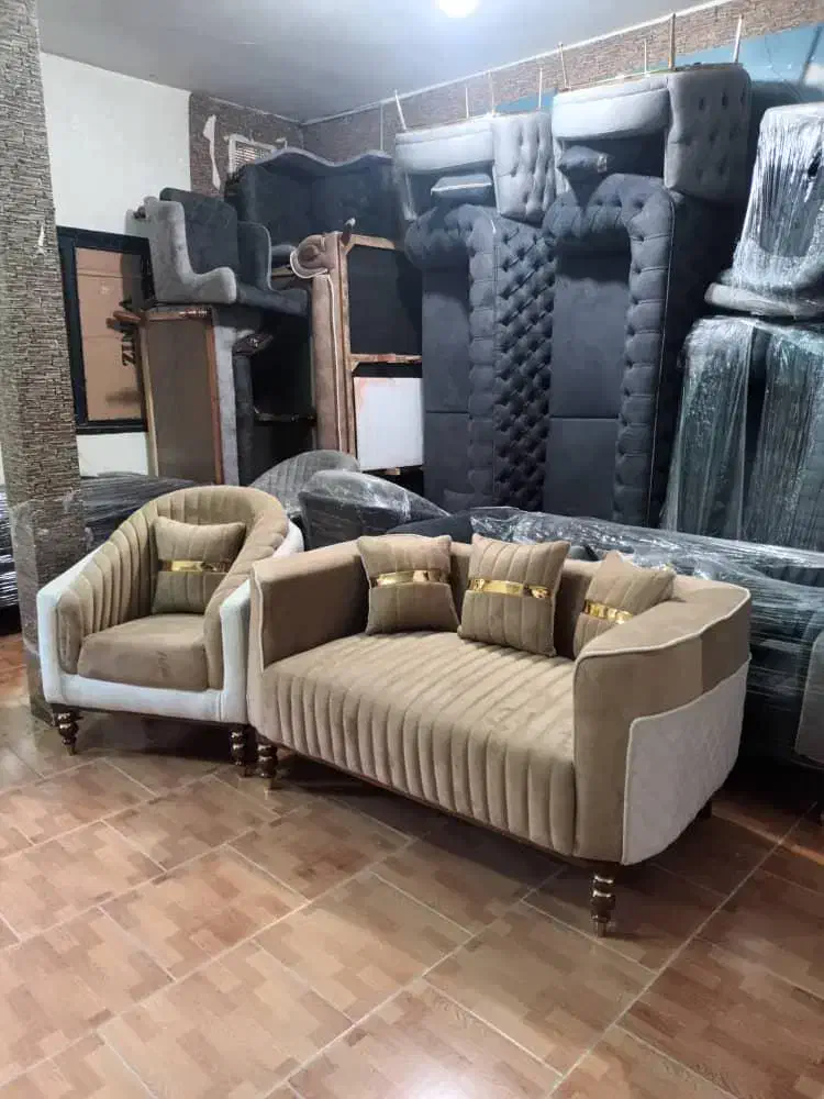 مبل خاص برای خاص کد۵۶۴۳|مبلمان خانگی و میز عسلی|لردگان, |دیوار