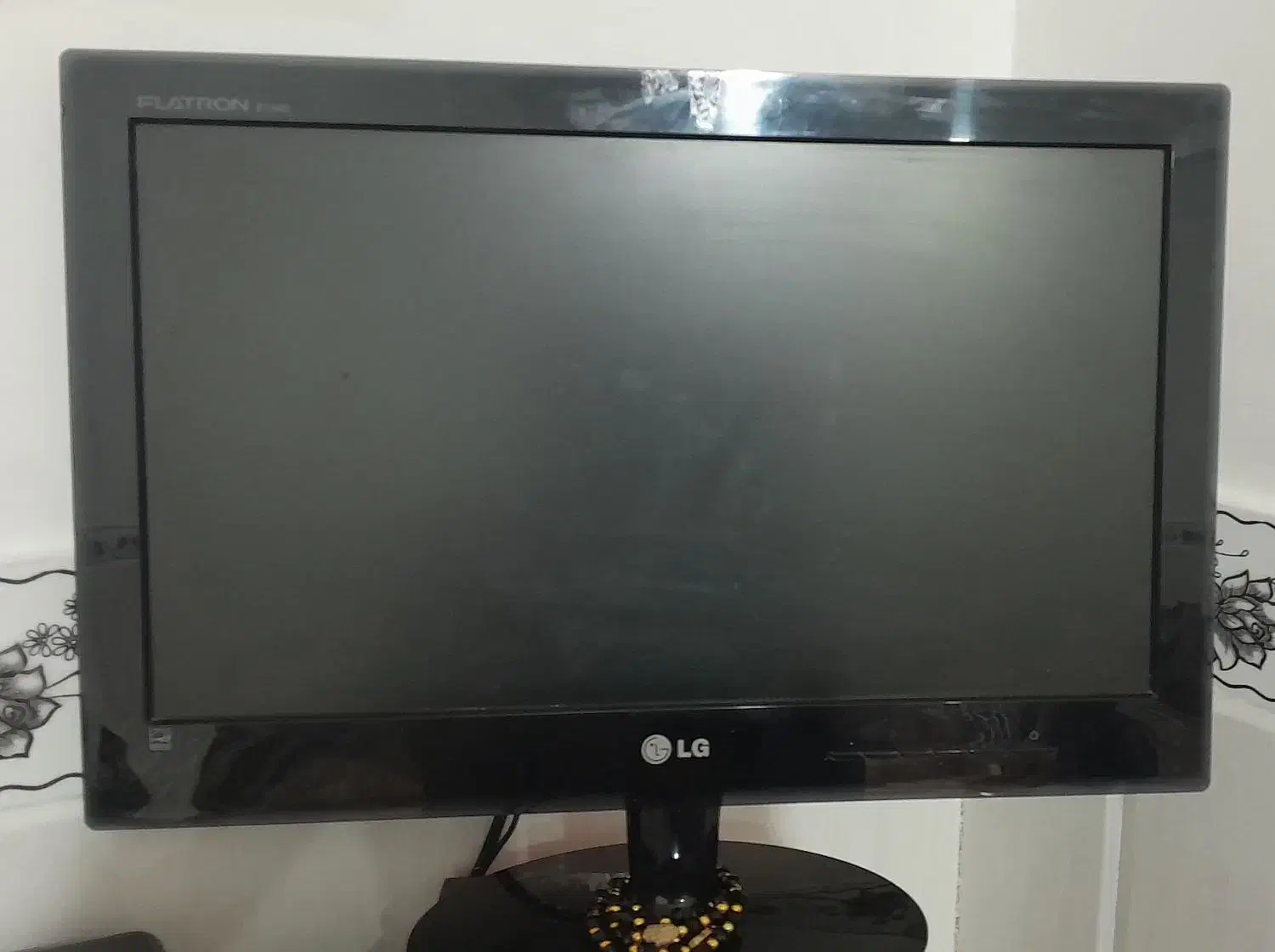 ست کامپیوتر ، سیستم|رایانه رومیزی|هریس, |دیوار