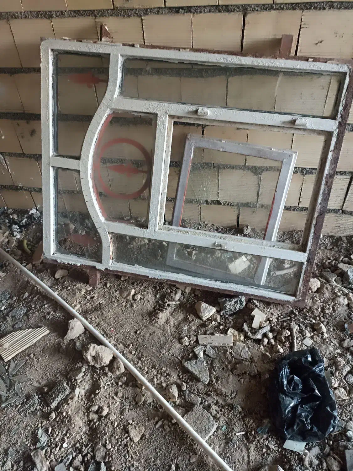 پنجره|مصالح و تجهیزات ساختمان|نورآباد, |دیوار