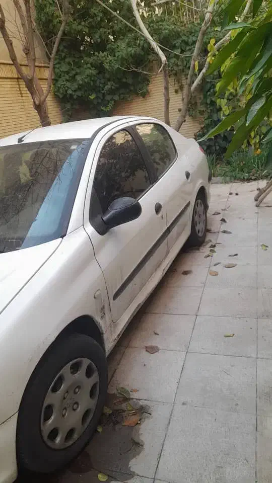 پژو ۲۰۶|خودرو سواری و وانت|اصفهان, مهرآباد|دیوار