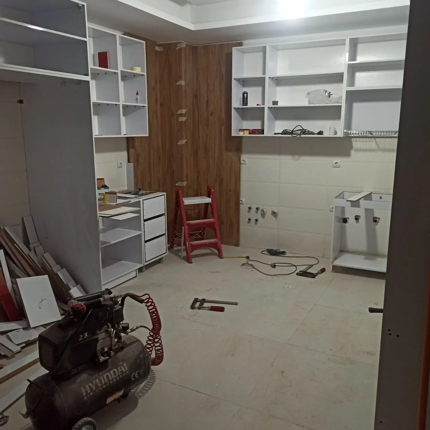 خدمات کابینت و کمد دیواری|خدمات پیشه و مهارت|ملایر, |دیوار