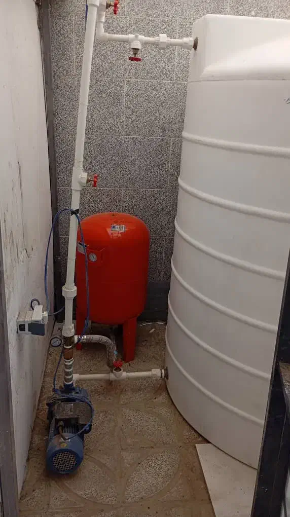 پمپ منیع تغذیه ومنبع تحت فشار هشتادلیتری|مصالح و تجهیزات ساختمان|تهران, هفت چنار|دیوار