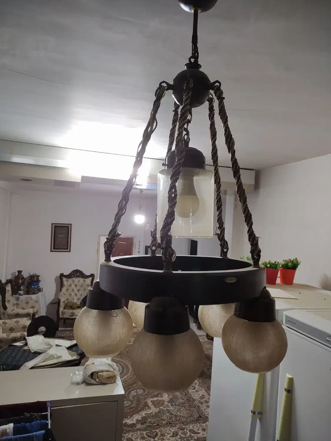 لوستر سنتی سالم|لوستر و چراغ آویز|مشهد, امیرآباد|دیوار