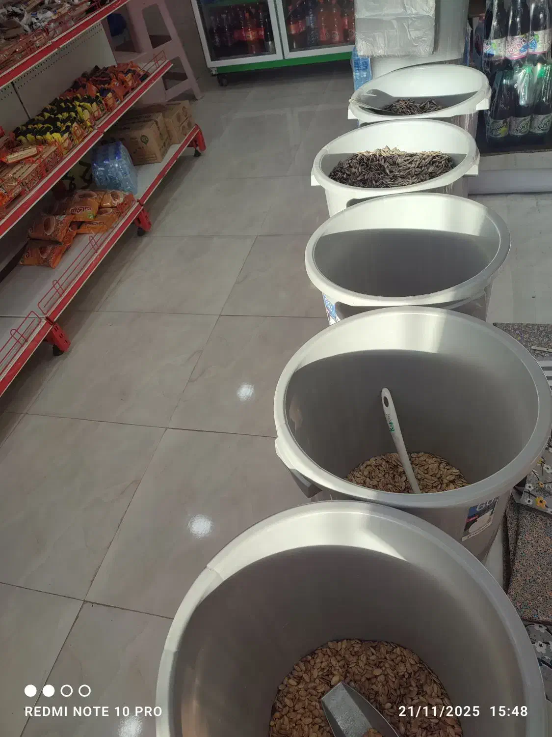 قفسه سوپرمارکت .دستگاه قهوه ساز. استند جا سیگاری|فروشگاه و مغازه|یاسوج, |دیوار