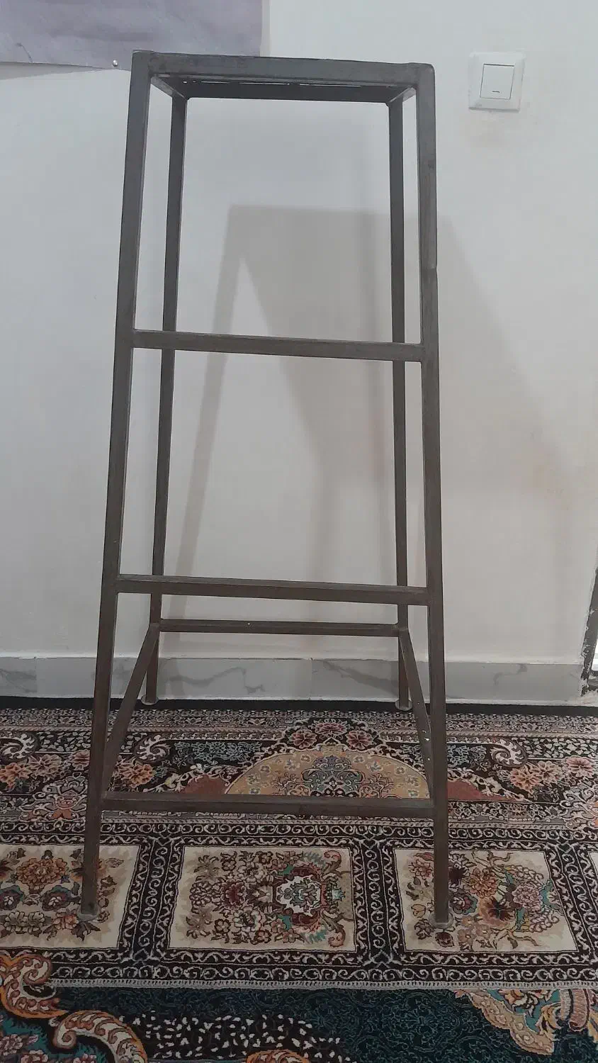 چهارپایه|صندلی و نیمکت|کرمانشاه, |دیوار