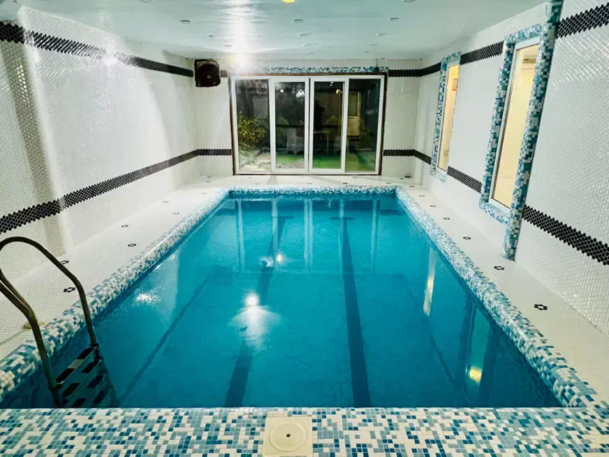 اجاره روزانه ویلا استخر سرپوشیده۳ خواب|اجارهٔ کوتاه‌مدت ویلا و باغ|رودهن, |دیوار