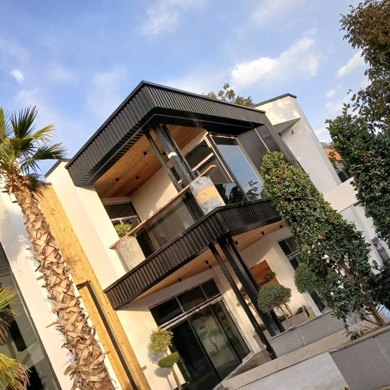 کلیه خدمات پنجره دوجداره. تولید توری پلیسه وتعمیر|خدمات پیشه و مهارت|هشتگرد, هشتگرد قدیم|دیوار