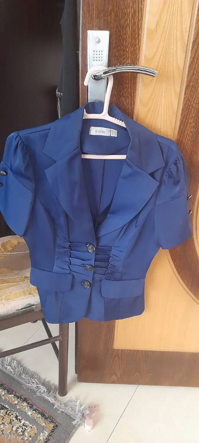 کت دامن مجلسی|لباس|اصفهان, ابر|دیوار