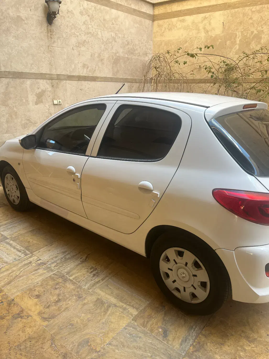 پژو ۲۰۷ موتورTU5|خودرو سواری و وانت|قم, شهرک قدس|دیوار