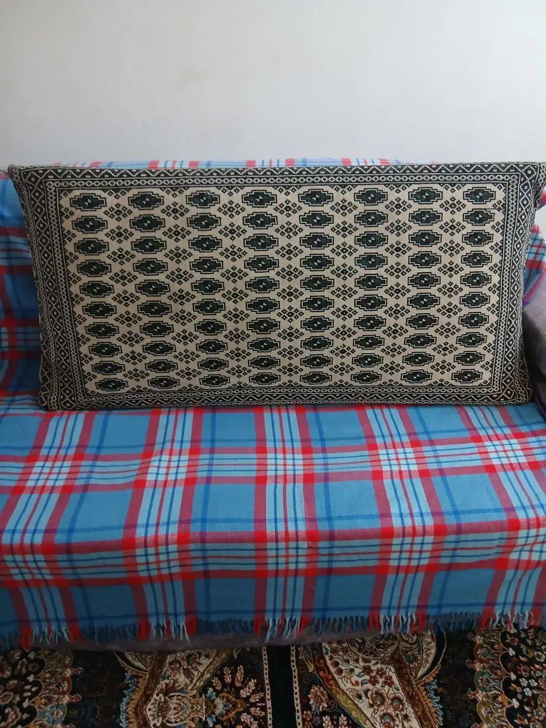 پشتی|پشتی|رشت, لاکان|دیوار