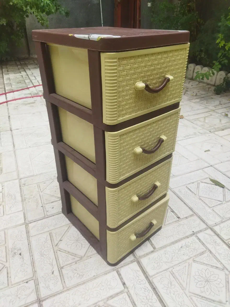 دوعدد فایل صنعت پلاستیک کاوه نو نو|مبلمان خانگی و میز عسلی|سنندج, |دیوار