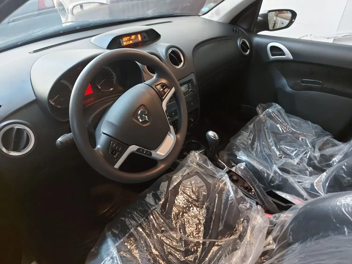 رانا پلاس ارتقا یافته|خودرو سواری و وانت|تبریز, |دیوار