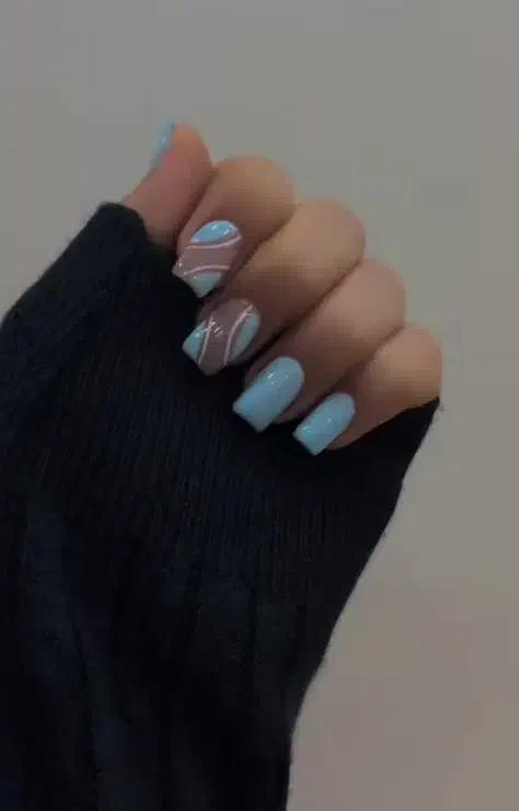 کاشت ناخون|خدمات آرایشگری و زیبایی|گالیکش, |دیوار