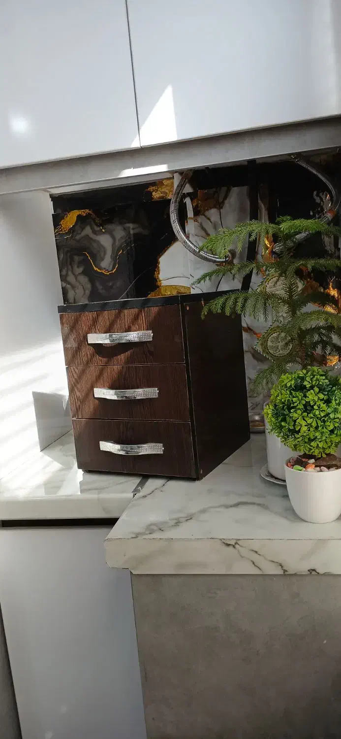 جا قاشقی|آبچکان و نظمدهنده ظروف|ملایر, |دیوار