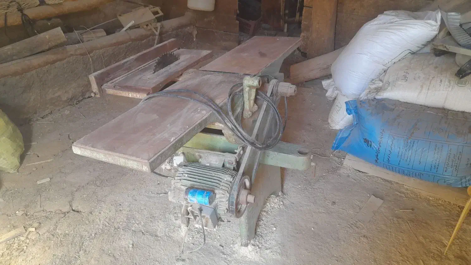 اره سه کاره|ابزارآلات|زنجانرود, |دیوار