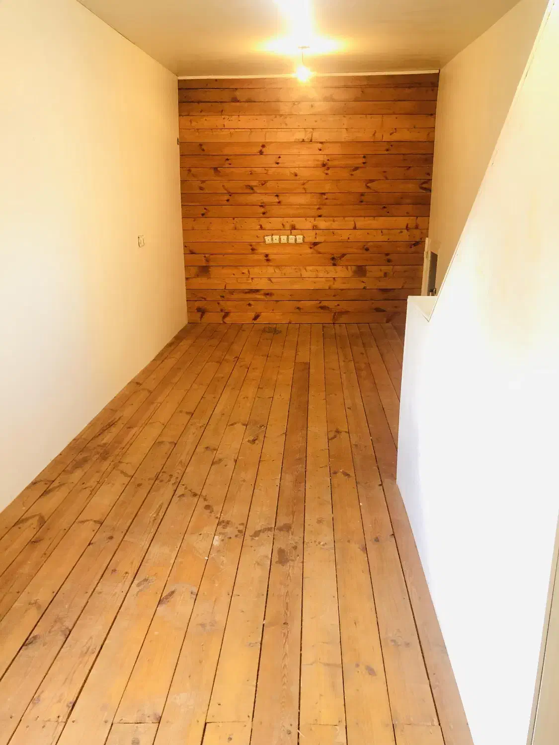 فروش فوری خانه دوبلعکس با بهار خوب زیبا|فروش آپارتمان|رشت, معلولین|دیوار