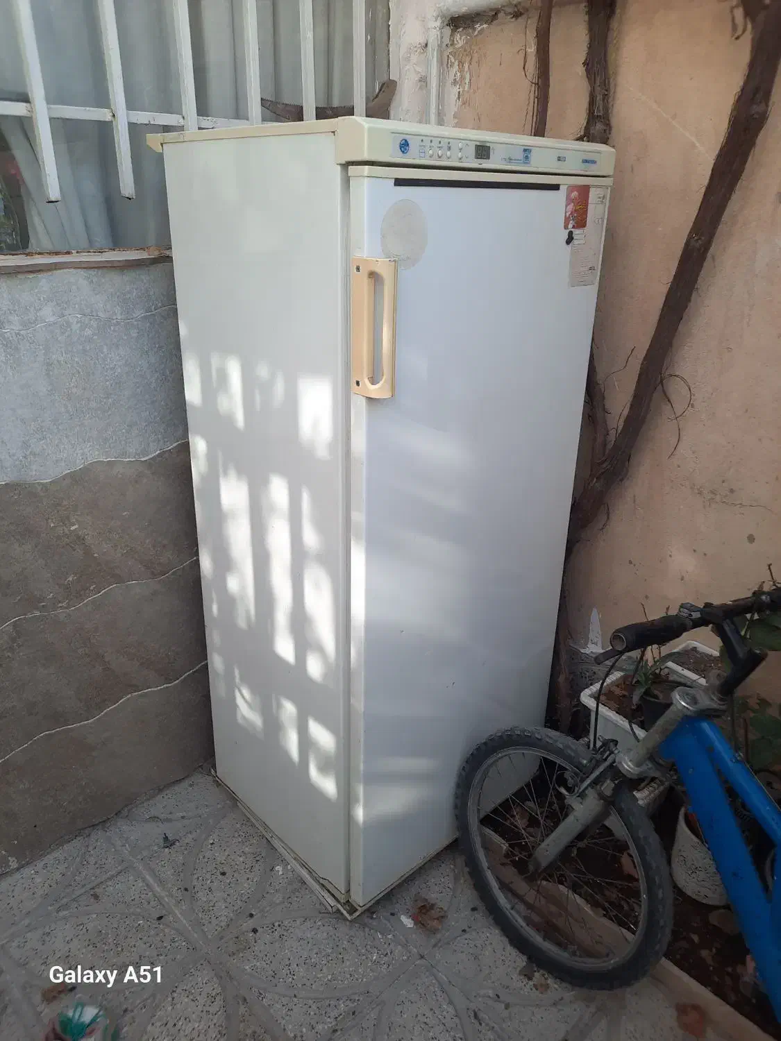 یخچال|یخچال و فریزر|رباط‌کریم, پیغمبر|دیوار