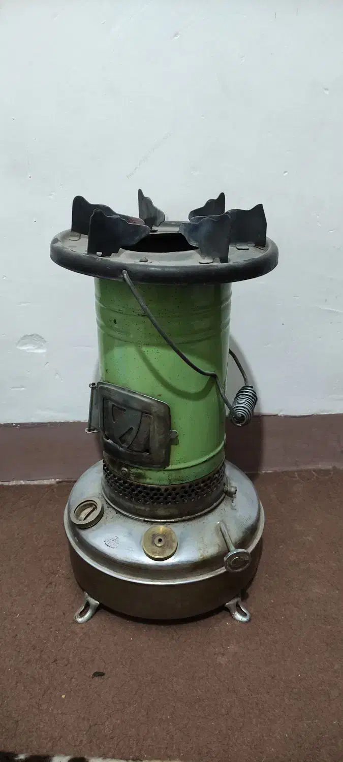 چراغ نفتی قدیمی سالم|بخاری، هیتر، شومینه|رفسنجان, |دیوار