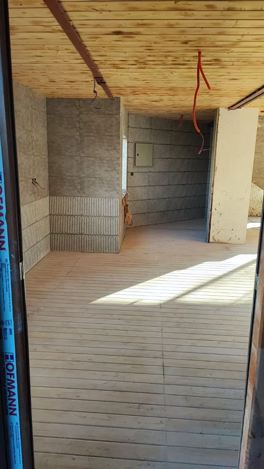 کاشی کاری فقط کار بلد باشه و بتونه دوغاب و برش|استخدام معماری، عمران و ساختمانی|رشت, بلوار گیلان|دیوار