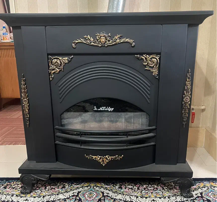 بخاری گازی بزرگ طرح شونینه در حد نو|بخاری، هیتر، شومینه|بوئین زهرا, |دیوار