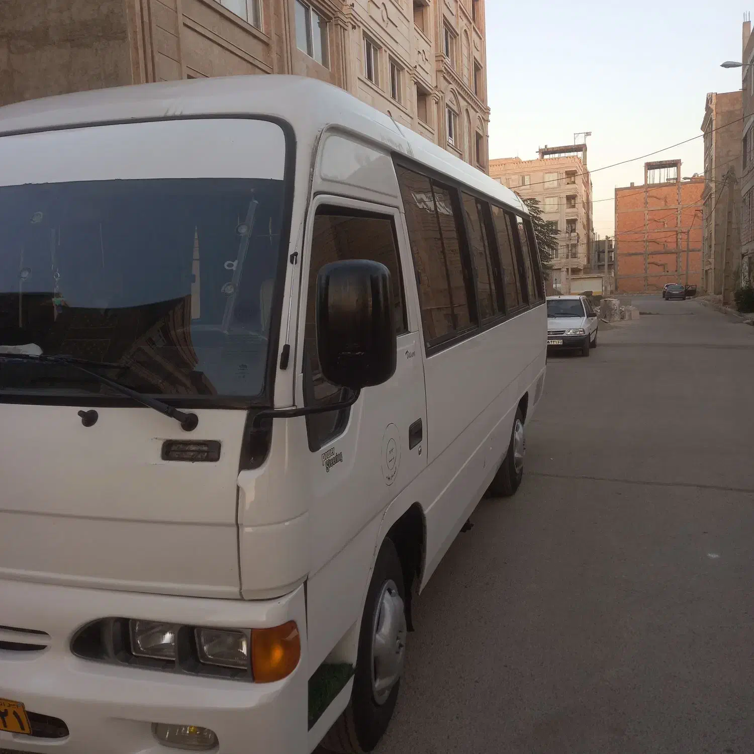 مینی بوس هیوندا اجاره سرویس دربستی شرکتها و مدارس|خدمات حمل و نقل|هشتگرد, شهرک کوثر|دیوار