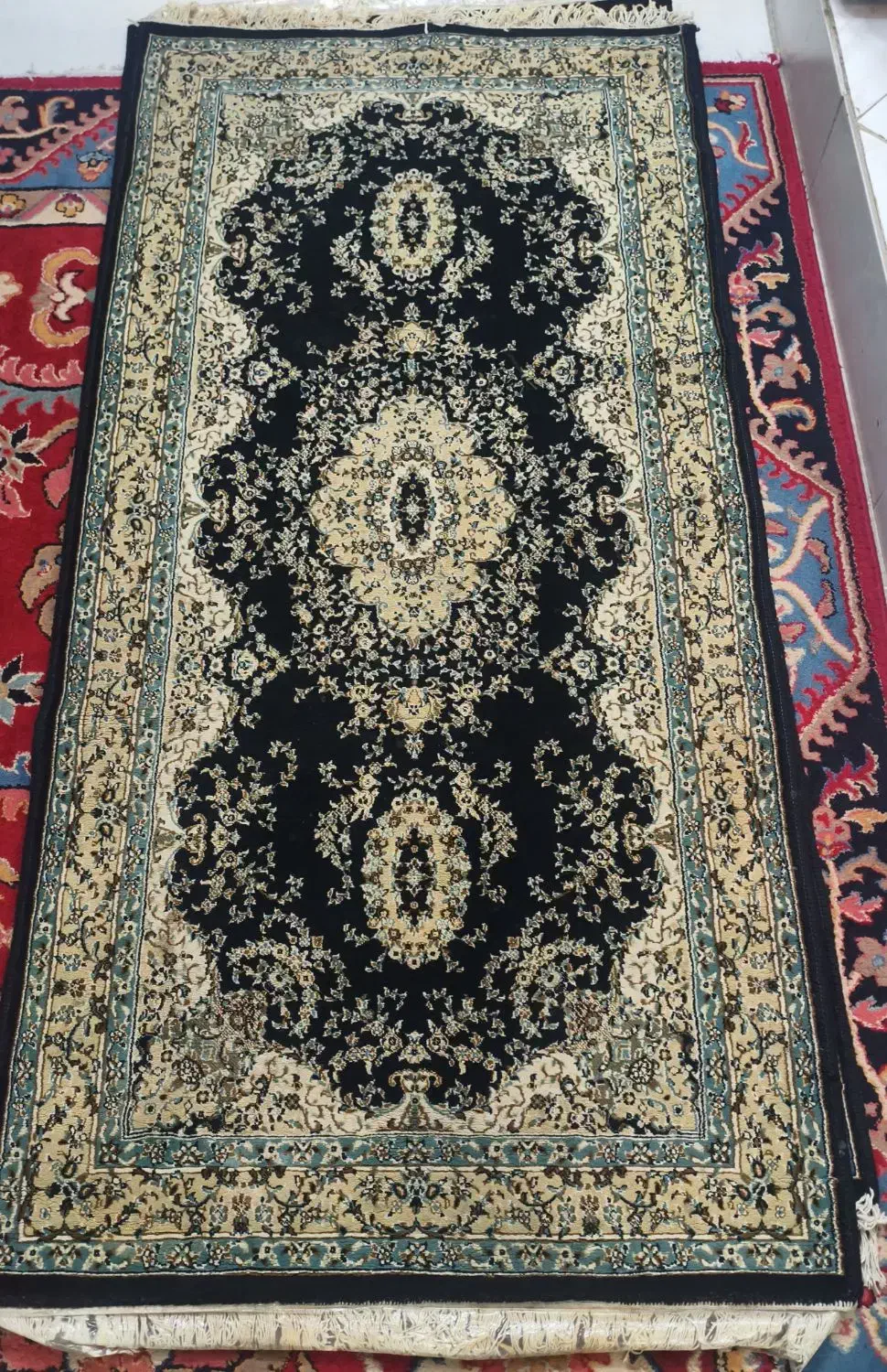 دو عدد فرش دومتری|فرش|فردیس, فرامرزیه|دیوار