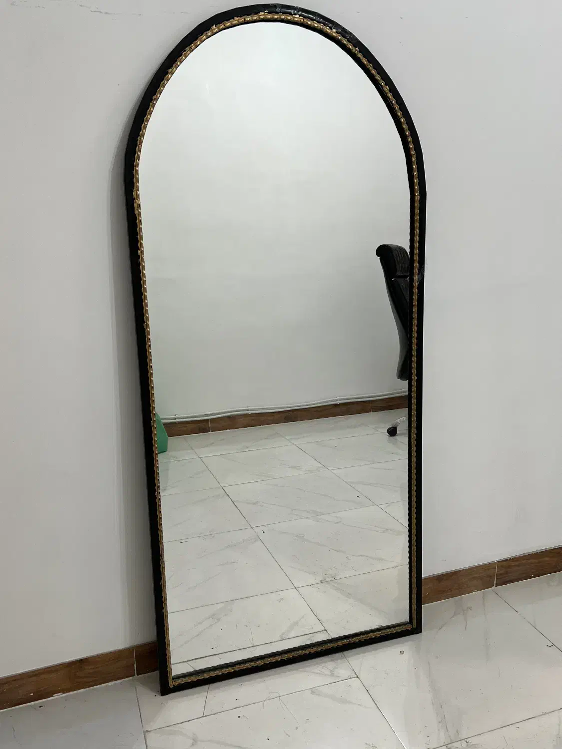 آینه قدی قاب فلزی|آینه|گلوگاه, |دیوار