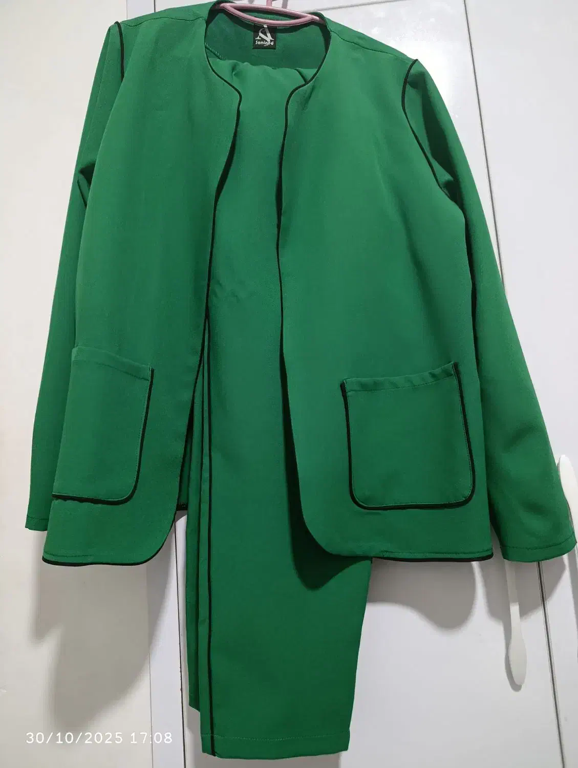 کت و شلوار زنانه|لباس|دوگنبدان, |دیوار