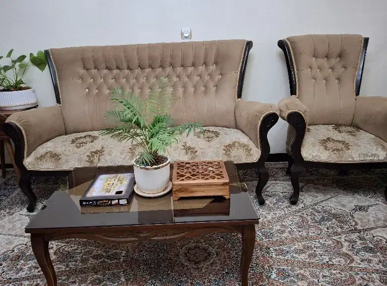 مبل ۷ نفره|مبلمان خانگی و میز عسلی|مشکین‌دشت, |دیوار