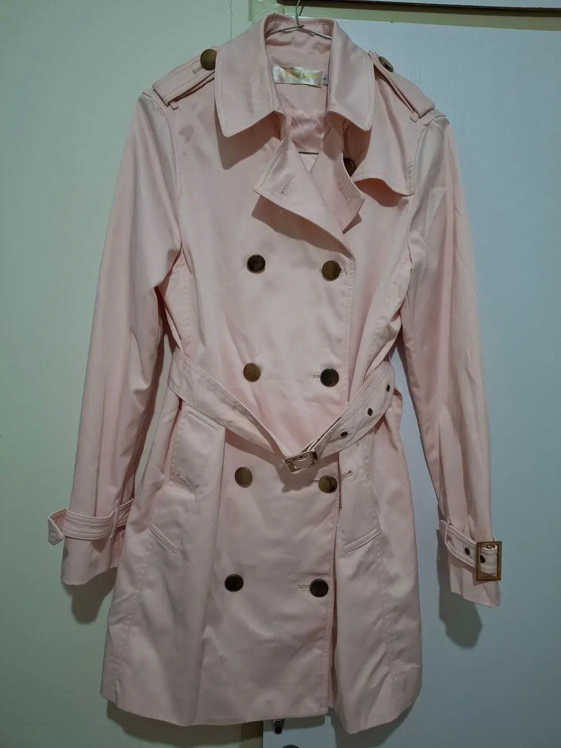 مانتو بارونی|لباس|فردیس, فردیس|دیوار