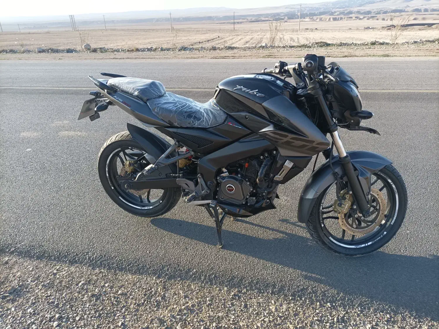 ns ۲۰۰ مدل ۹۸|موتورسیکلت|گنبد کاووس, |دیوار