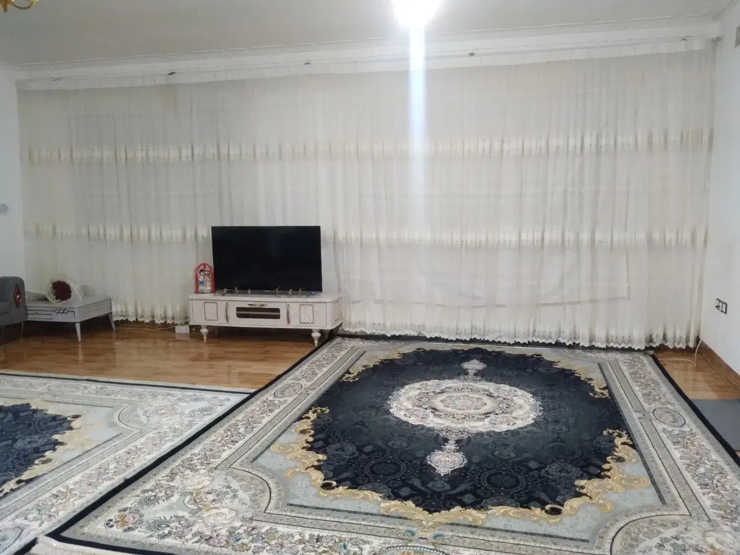 فروش پرده بدون پارگی سالم سالم|پرده، رانر، رومیزی|اسفرورین, |دیوار